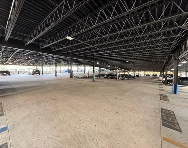 1810 E Palm Avenue - Photo Thumbnail 20