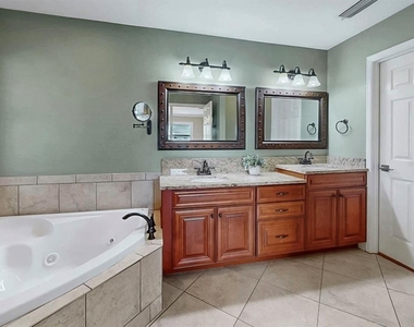626 Yardarm Drive - Photo Thumbnail 25