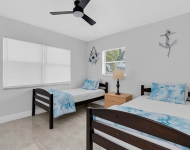 13912 Duley Avenue - Photo Thumbnail 25