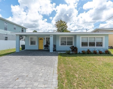 13912 Duley Avenue - Photo Thumbnail 2