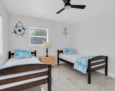 13912 Duley Avenue - Photo Thumbnail 26