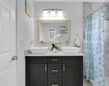 13912 Duley Avenue - Photo Thumbnail 16