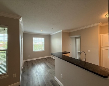 1910 E Palm Avenue - Photo Thumbnail 3