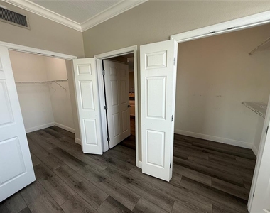 1910 E Palm Avenue - Photo Thumbnail 15