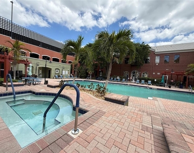 1910 E Palm Avenue - Photo Thumbnail 43