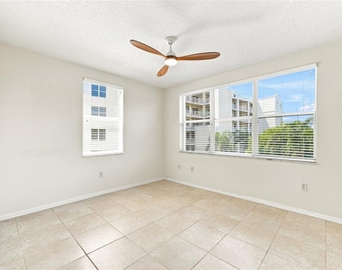 1200 Country Club Drive - Photo Thumbnail 31