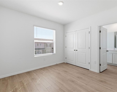 32583 Midsummer Night Lane - Photo Thumbnail 17