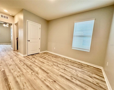 16111 Weathered Windmill Terrace - Photo Thumbnail 13