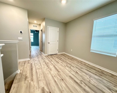 16111 Weathered Windmill Terrace - Photo Thumbnail 12