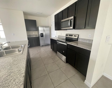 16111 Weathered Windmill Terrace - Photo Thumbnail 8