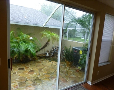 9411 W Park Village Drive - Photo Thumbnail 10