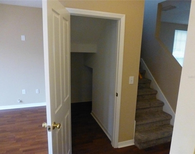 9411 W Park Village Drive - Photo Thumbnail 20