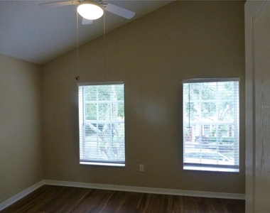9411 W Park Village Drive - Photo Thumbnail 31