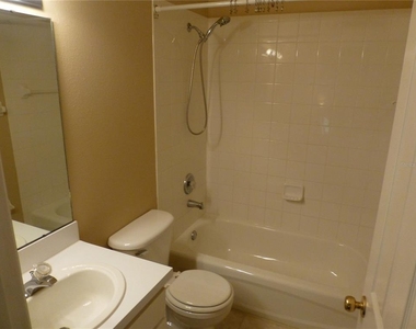 9411 W Park Village Drive - Photo Thumbnail 29