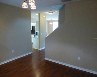 9411 W Park Village Drive - Photo Thumbnail 25