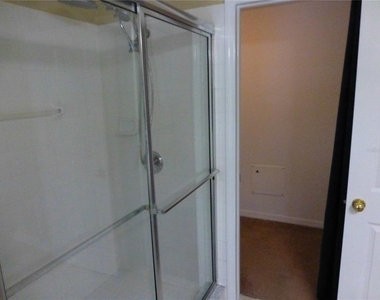 9411 W Park Village Drive - Photo Thumbnail 34