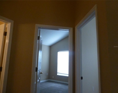 9411 W Park Village Drive - Photo Thumbnail 37