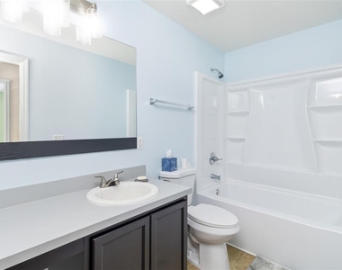10851 Kensington Park Avenue - Photo Thumbnail 22