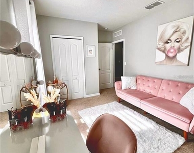 239 Oleander Street - Photo Thumbnail 6