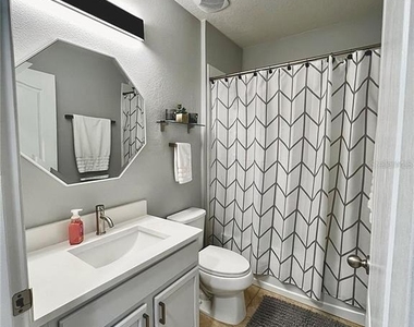 239 Oleander Street - Photo Thumbnail 7