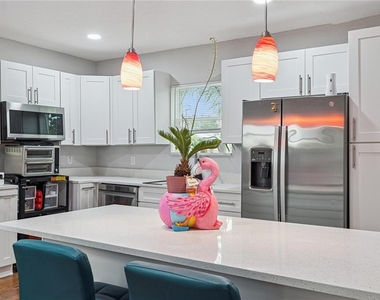 732 E Orange Avenue - Photo Thumbnail 11