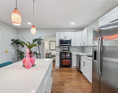 732 E Orange Avenue - Photo Thumbnail 14