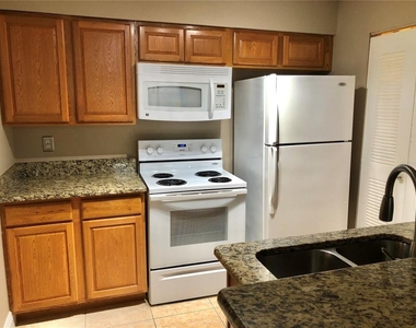 1055 S Hiawassee Road - Photo Thumbnail 6