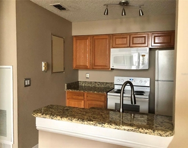 1055 S Hiawassee Road - Photo Thumbnail 4