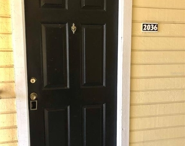 1055 S Hiawassee Road - Photo Thumbnail 1