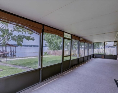 627 Macarthur Drive - Photo Thumbnail 43