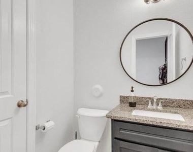 13955 Summer Harmony Avenue - Photo Thumbnail 30
