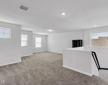 13955 Summer Harmony Avenue - Photo Thumbnail 20