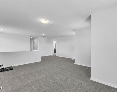 13955 Summer Harmony Avenue - Photo Thumbnail 22