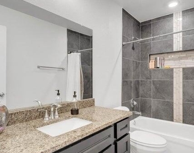 13955 Summer Harmony Avenue - Photo Thumbnail 23