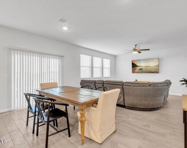 13955 Summer Harmony Avenue - Photo Thumbnail 6