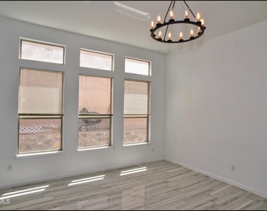 7959 Morning Dawn Avenue - Photo Thumbnail 10