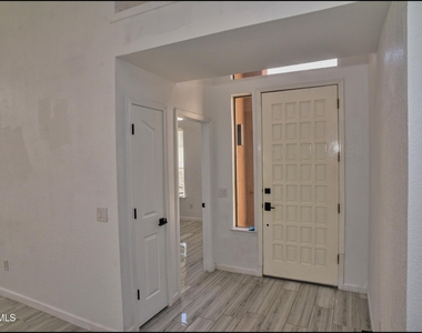 7959 Morning Dawn Avenue - Photo Thumbnail 5
