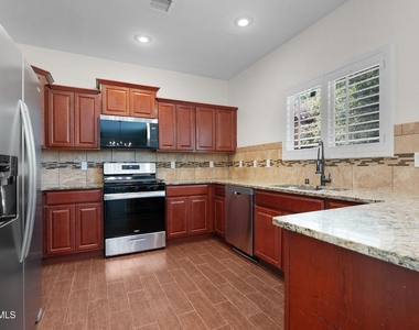 12390 Westbury - Photo Thumbnail 9