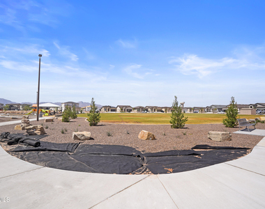 7480 Rio Rimac Drive - Photo Thumbnail 5