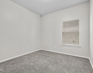 7480 Rio Rimac Drive - Photo Thumbnail 8