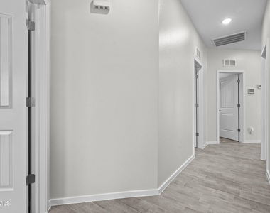 7480 Rio Rimac Drive - Photo Thumbnail 23