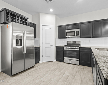 7480 Rio Rimac Drive - Photo Thumbnail 20