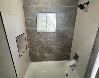 3800 Altura Avenue - Photo Thumbnail 8