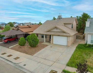 12305 Golden Sun Drive - Photo Thumbnail 2