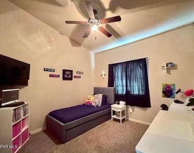 14333 Early Morn Avenue - Photo Thumbnail 15