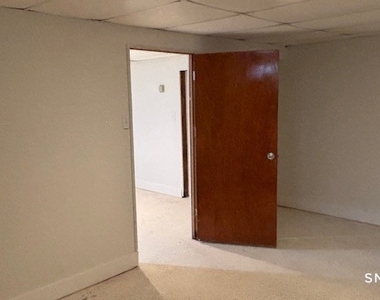 16 Yates Street - Photo Thumbnail 29