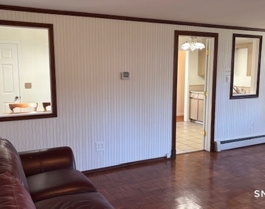 16 Yates Street - Photo Thumbnail 18