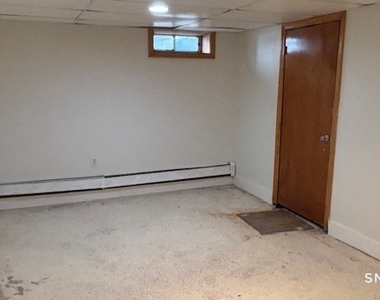 16 Yates Street - Photo Thumbnail 27