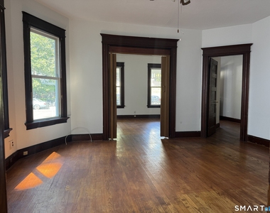 251 Olivia Street - Photo Thumbnail 7