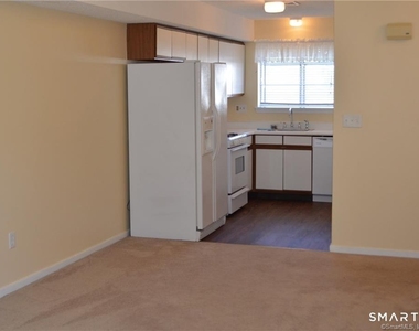 360 Spring Street - Photo Thumbnail 7
